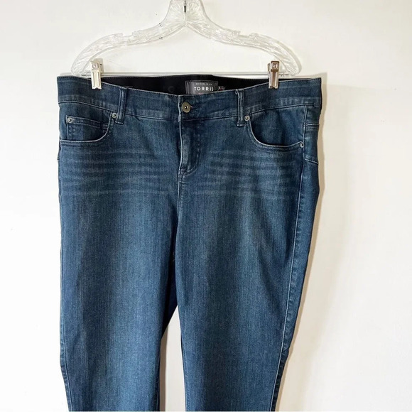 Torrid Premium Denim Size 18R Dark Wash Bombshell Skinny Jean Madrid Blue Plus - Picture 6 of 10